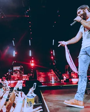 Thomas Rhett